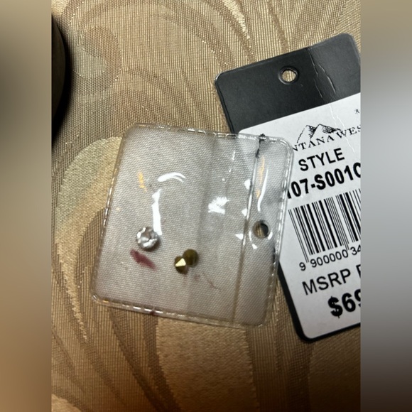 NWT in BoxMontana West Women’s 8 Brown Embellished Wedge Sandals Silver Pink - Picture 10 of 10